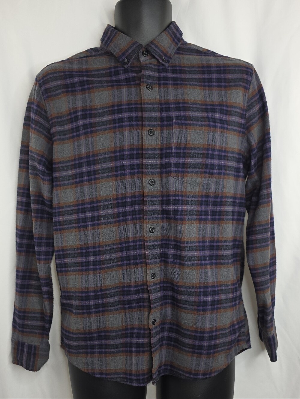 Hawker Rye Men's Purple Plaid Button Down Shirt Size Medium Slim Short A-3739
